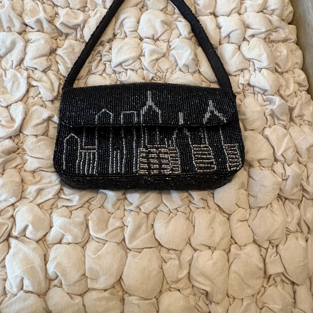 New York skyline beaded bag